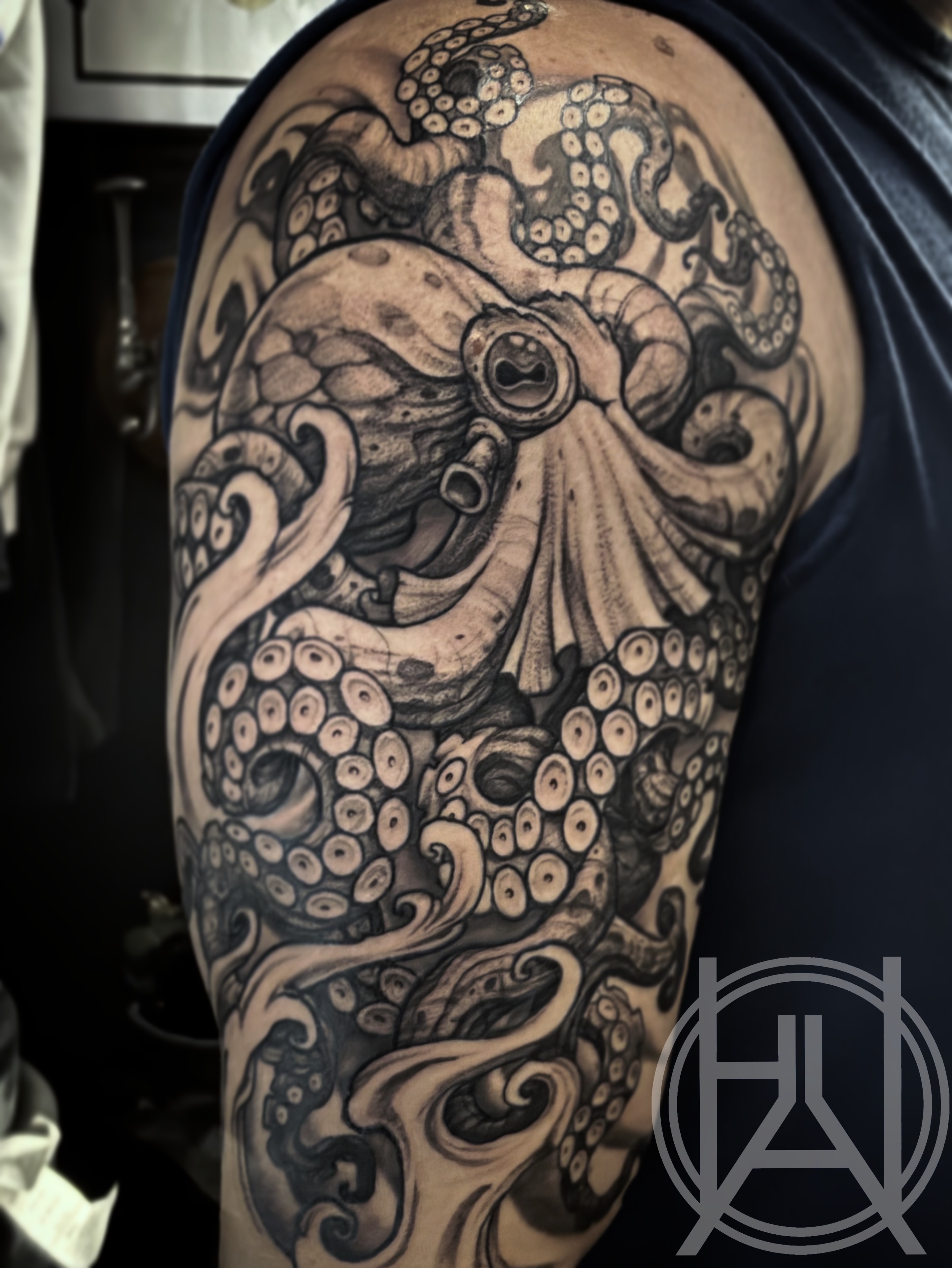 Octopus Sleeve